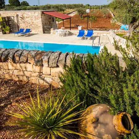 I Trulli Degli Ulivi Villa Locorotondo Exterior photo